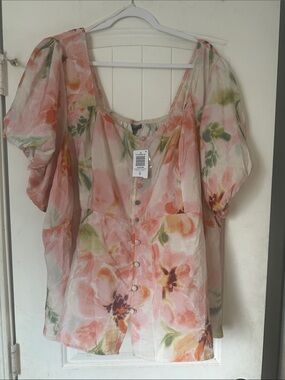 Torrid Peplum Puff Floral Top- 4X